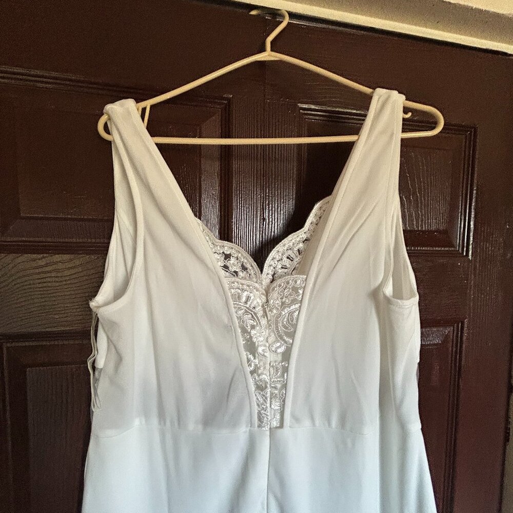 White Dress Size 2X